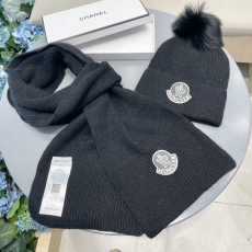 Moncler Caps Scarfs